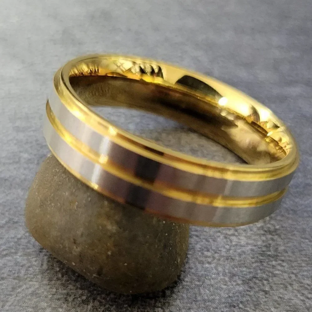 Carricks Designs men gold